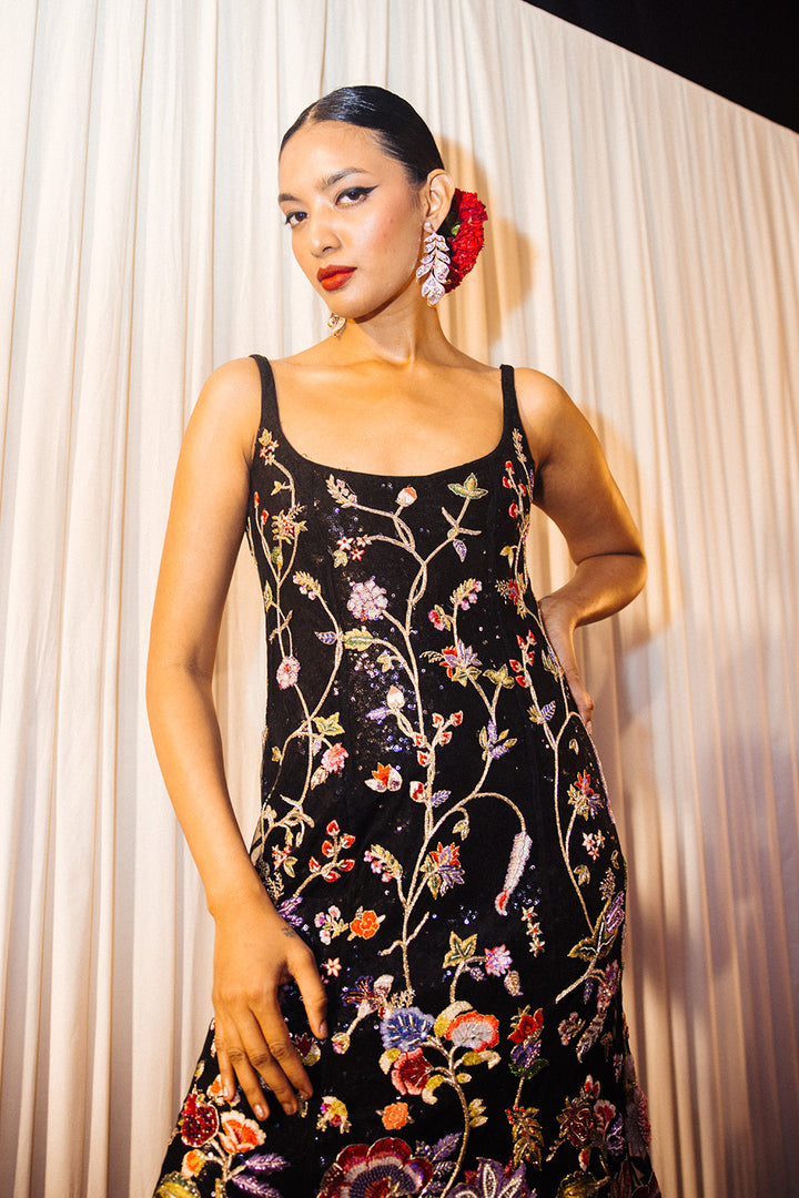 Anar Bel Hand-Embroidered Gown in Black
