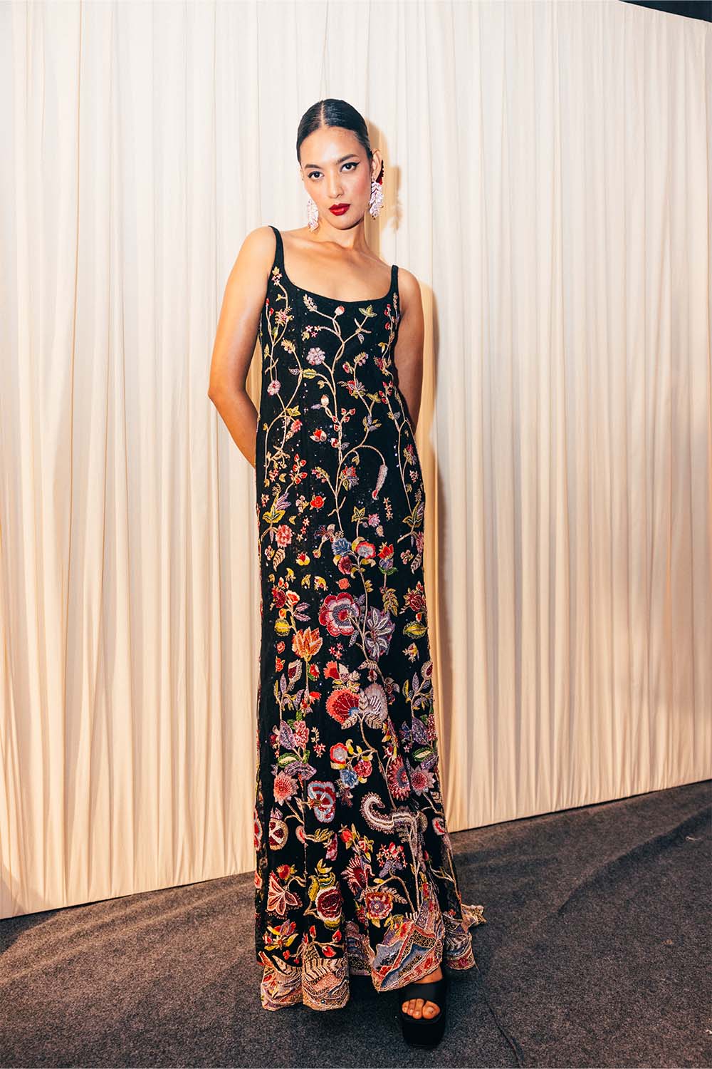 Anar Bel Hand-Embroidered Gown in Black