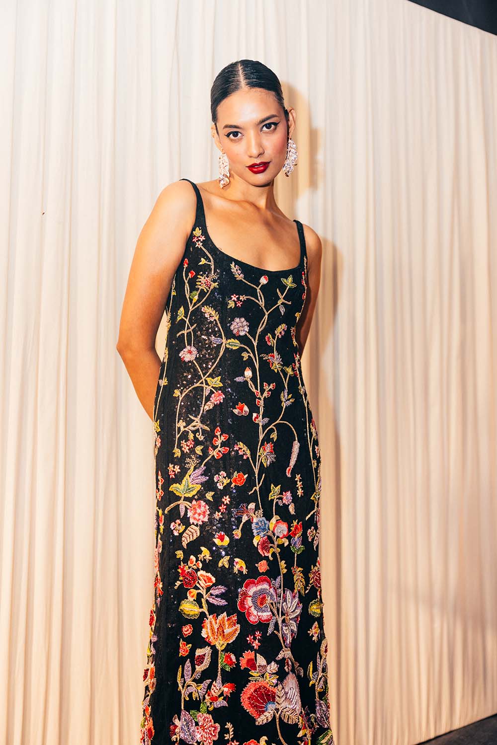 Anar Bel Hand-Embroidered Gown in Black