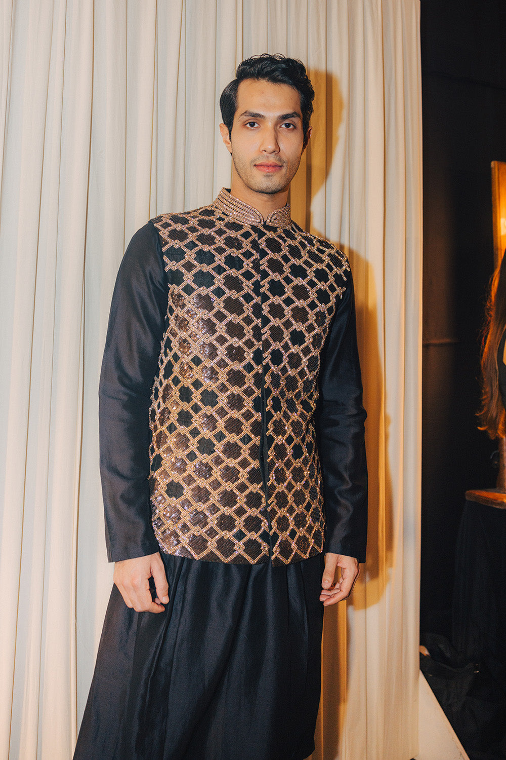 Lattice Hand-Embroidered Bandi, Classic Kurta &amp; Trousers in Black
