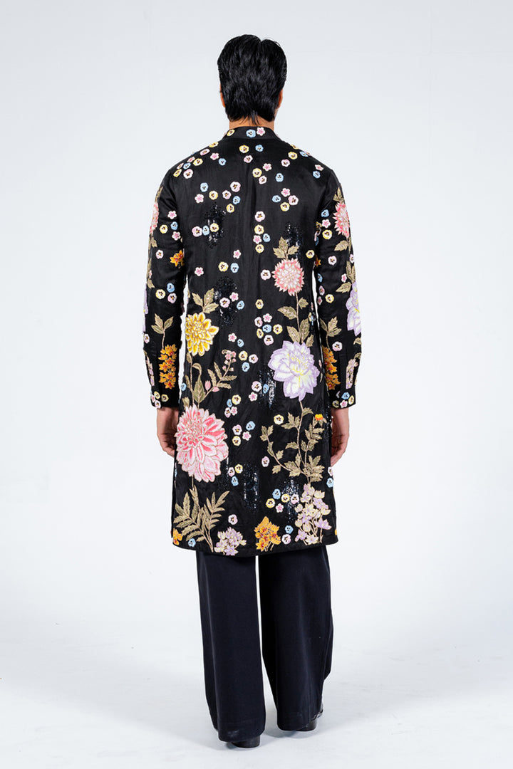 Dahlia Hand-Embroidered Kurta in Black