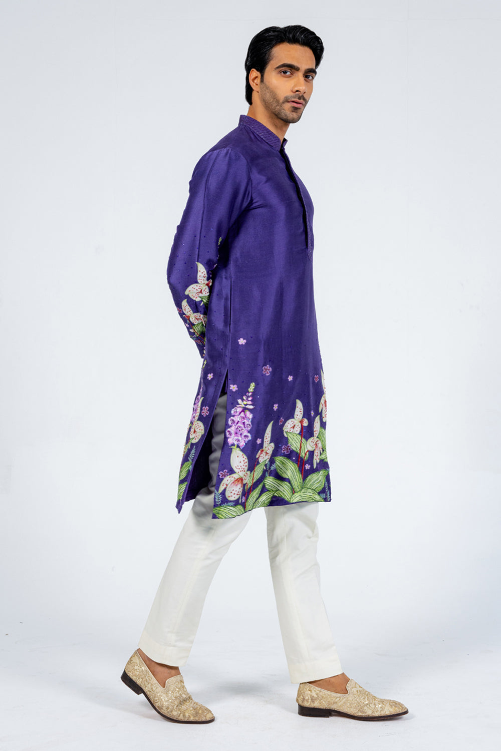 Valley Of Flowers Hand-Embroidered Kurta in Navy