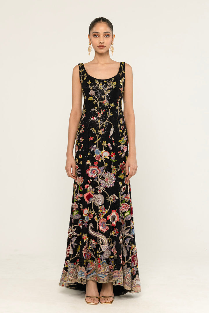 Anar Bel Hand-Embroidered Gown in Black