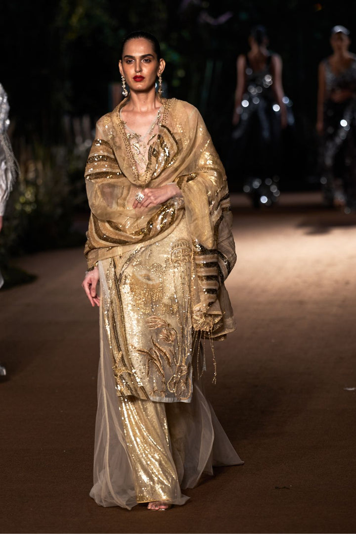 Water Wave Hand-Embroidered Kurta with Cosmos Hand-Embroidered Dupatta in Rose Pink and Gold