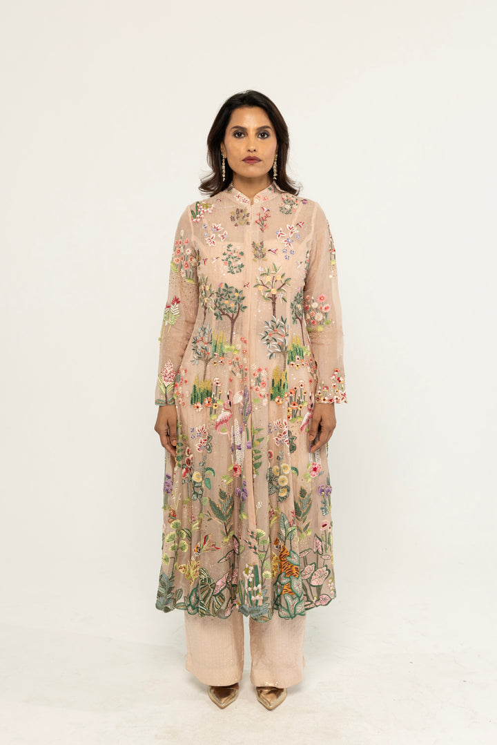 Verdure Hand-Embroidered Kurta Set in Pastel Peach