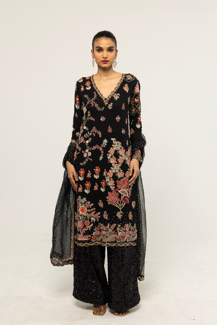 Chintz Hand-Embroidered Kurta Set in Black
