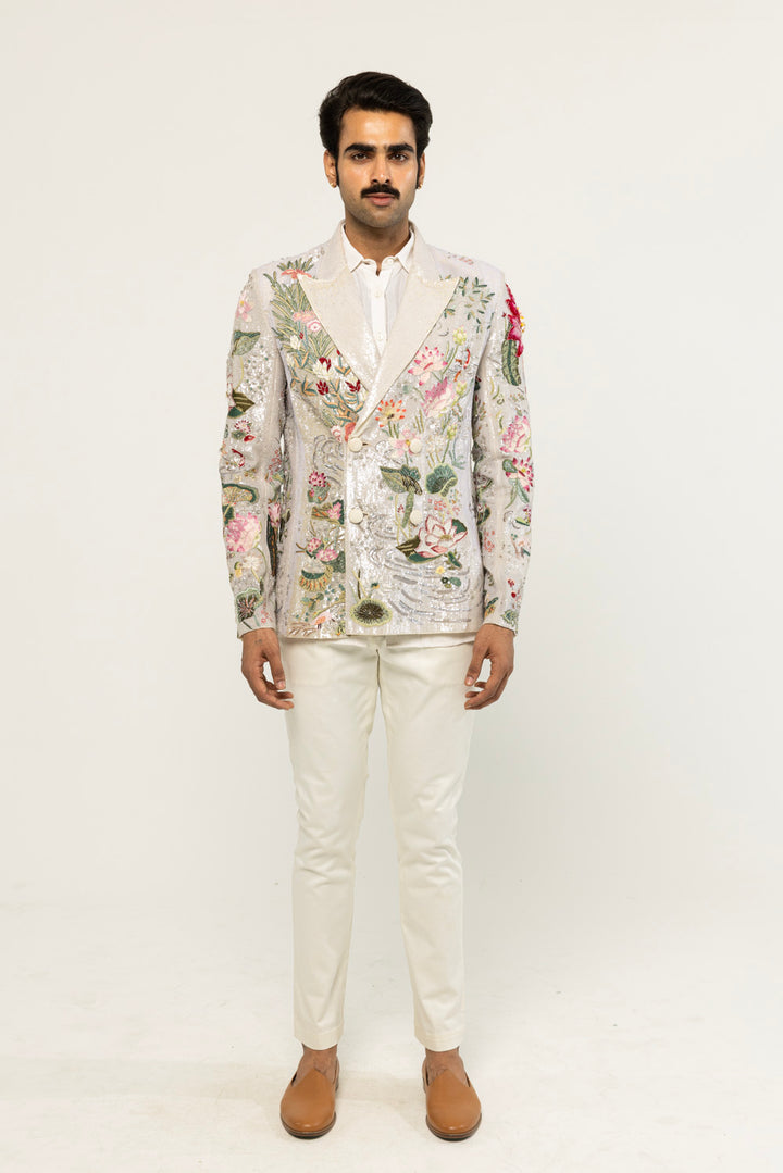 Sundarbans Hand-Embroidered Jacket in Ivory