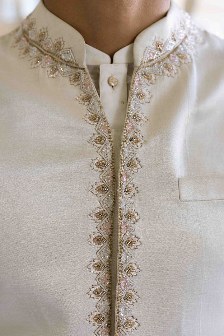 Chikankari Pichwai Hand Embroidered Linen Tissue Satin Bandi