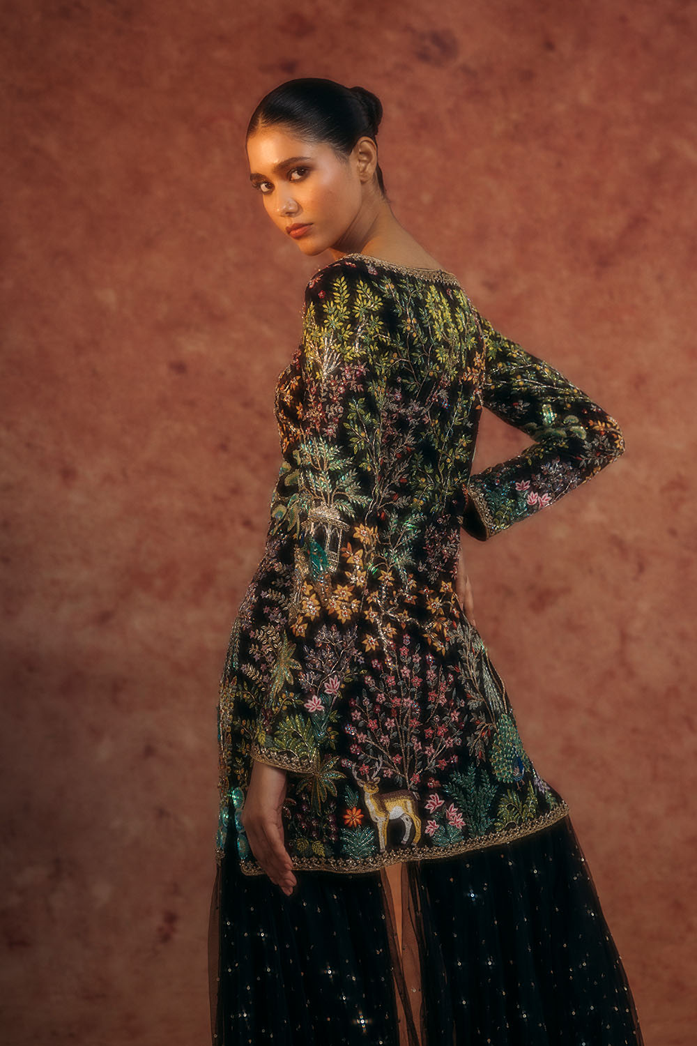 Jharokha Hand-Embroidered Kurta, Tree Of Life Sharara &amp; Chintz Silk Organza Dupatta in Black