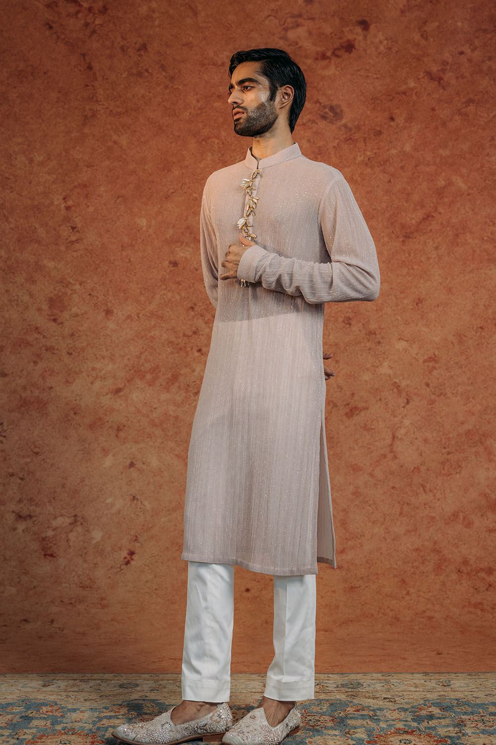 Toucan Bird Hand-Embroidered Kurta in Turqoise