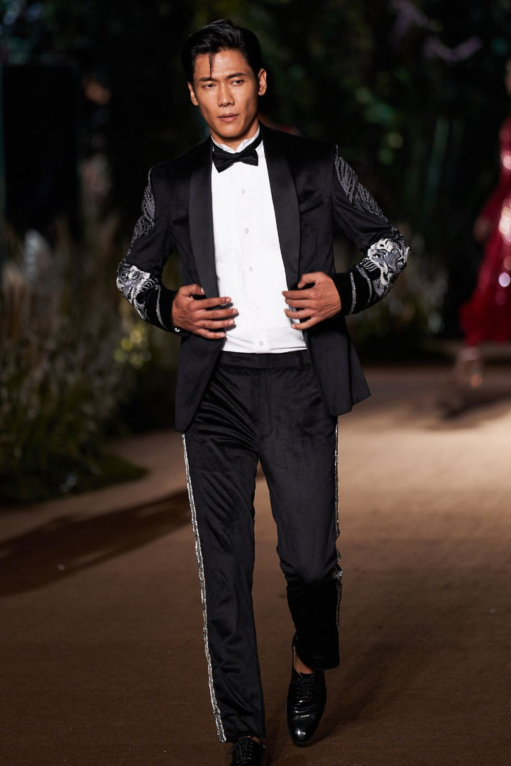 Sundarbans Silk Velvet Jacket with Classic Hand-Embroidered Shirt and Hand-Sequinned Trousers in Black and White
