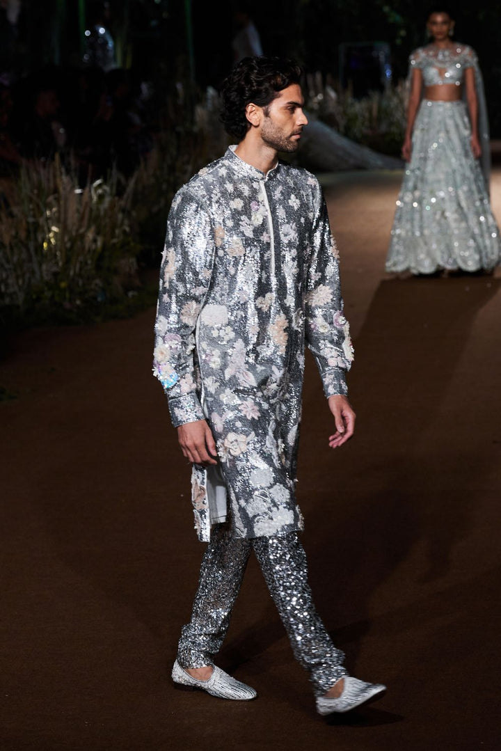 Himadri Hand-Embroidered Kurta with Sequinence Hand-Sequinned Trousers in Black and Silver