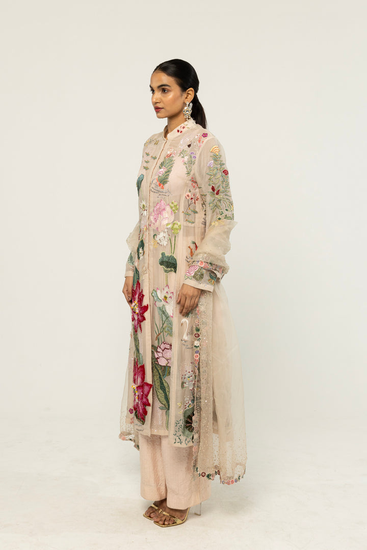 Padma Hand-Embroidered Kurta Set in Pale Pink