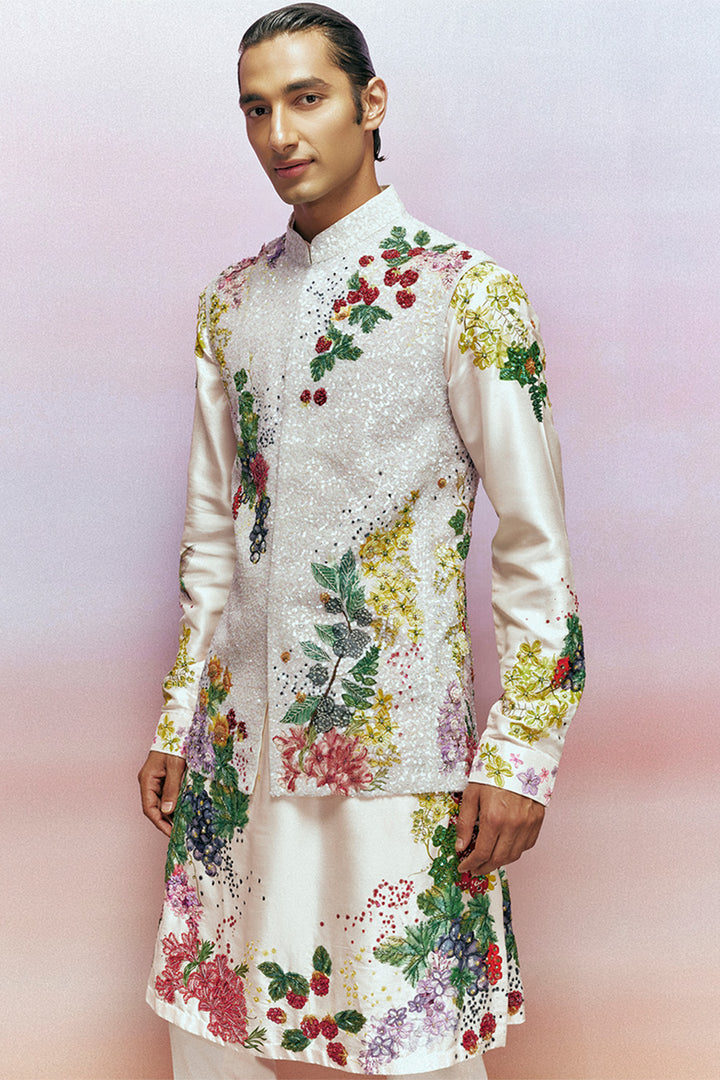 Bird Song Hand-Embroidered Bandi and Kurta Set in Ivory &amp; Blush Pink