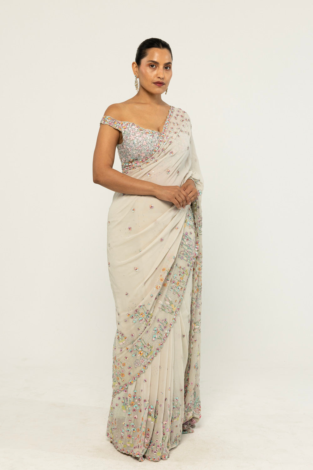 Verdure Hand-Embroidered Saree Set in Mint