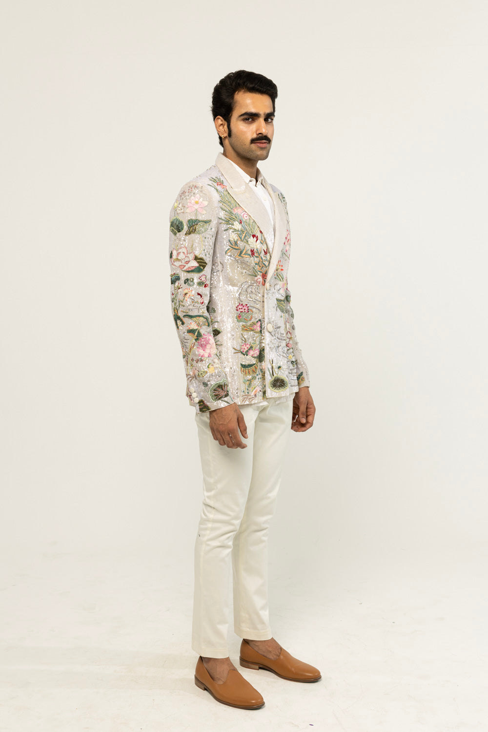 Sundarbans Hand-Embroidered Jacket in Ivory