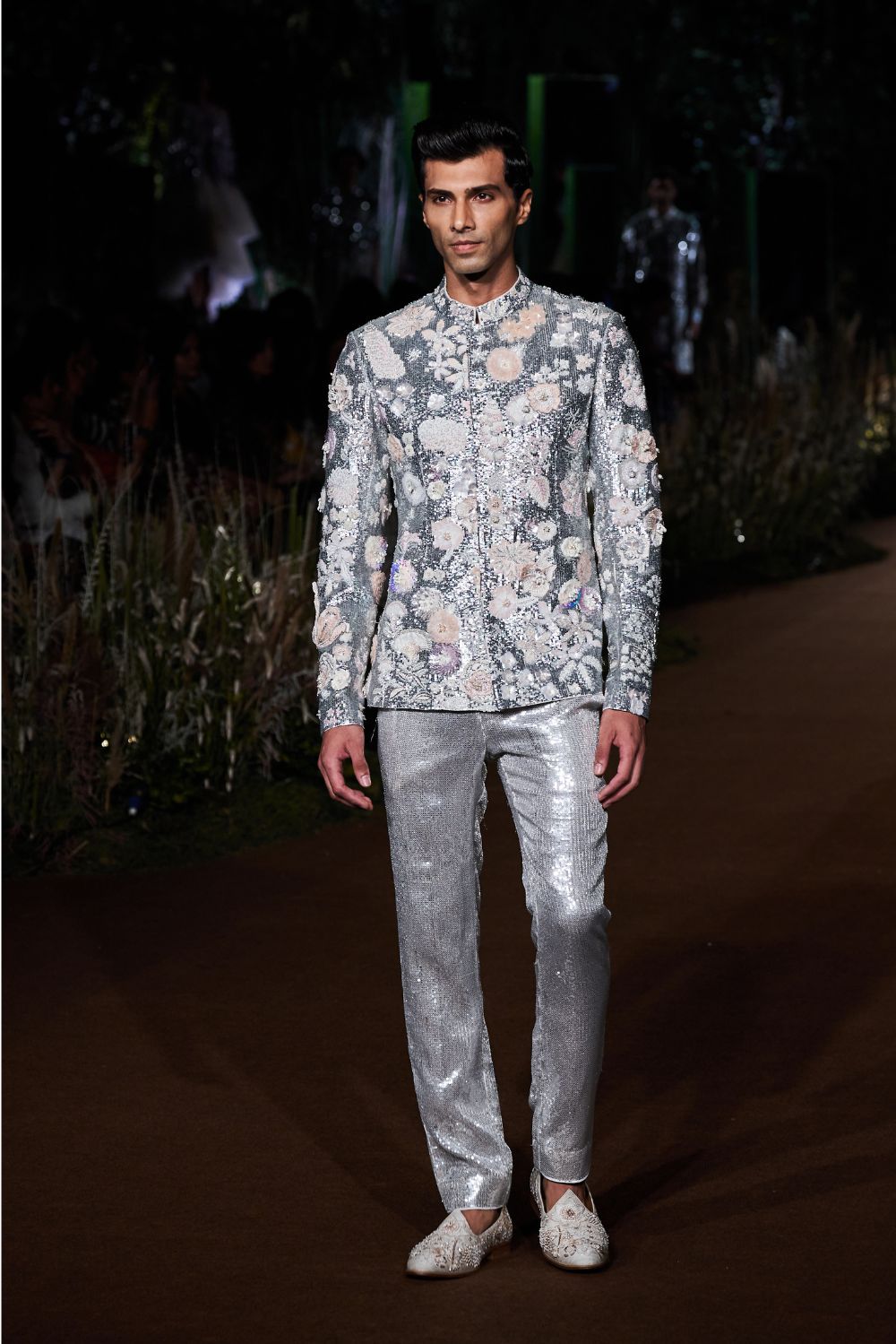 Himadri Hand-Embroidered Bandhgala with Sequinence Hand-Sequinned Trousers in Ivory and Silver