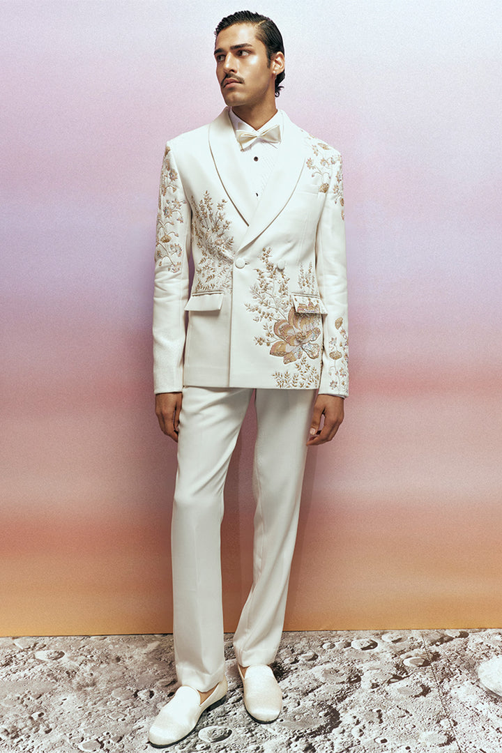 Raas Tonal Hand-Embroidered Jacket in Ivory