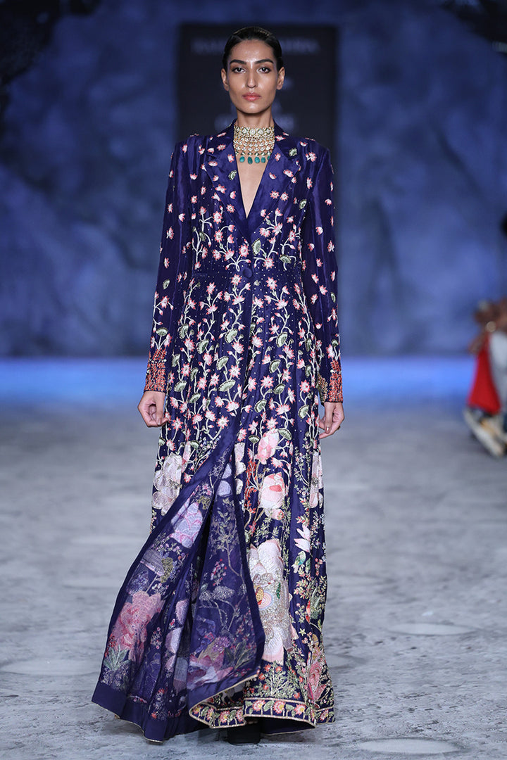 Raas Hand-Embroidered Trench Coat in Navy