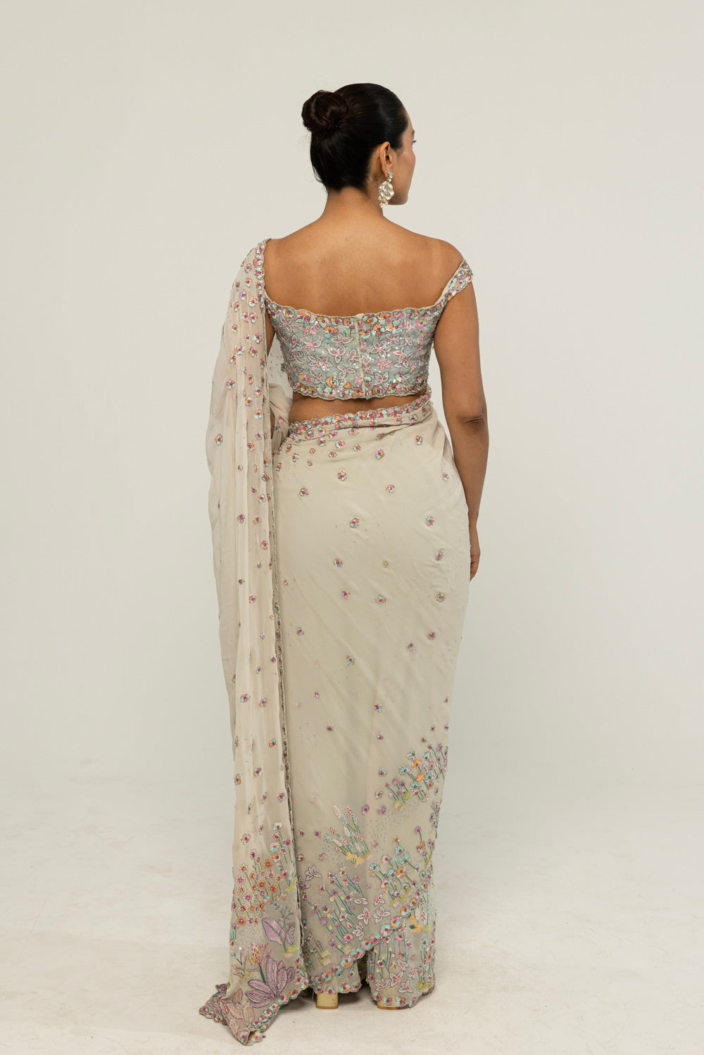 Verdure Hand-Embroidered Saree Set in Mint