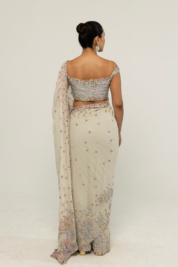 Verdure Hand-Embroidered Saree Set in Mint