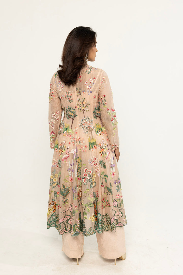 Verdure Hand-Embroidered Kurta Set in Pastel Peach