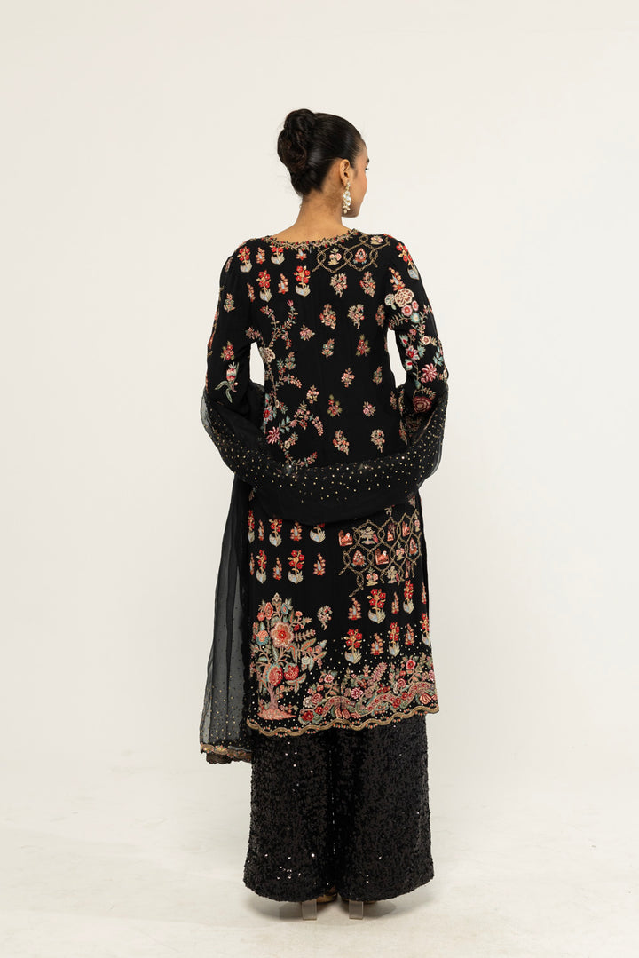 Chintz Hand-Embroidered Kurta Set in Black