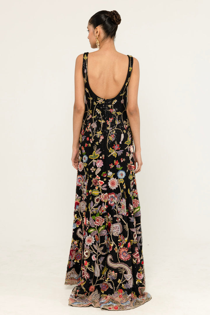 Anar Bel Hand-Embroidered Gown in Black