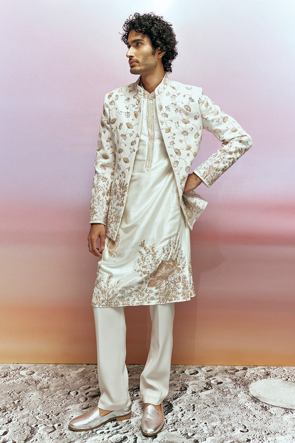 Raas Tonal Hand-Embroidered Kurta &amp; Bandhgala Set in Ivory and Navy