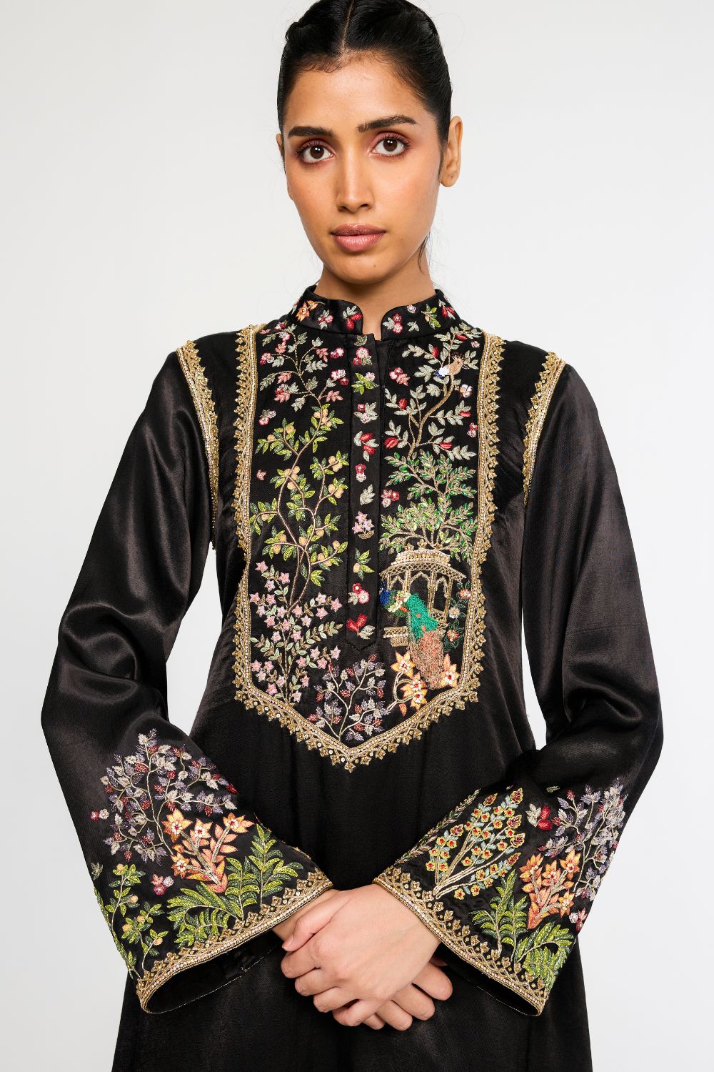 Chandni Hand-Embroidered Kurta in Black