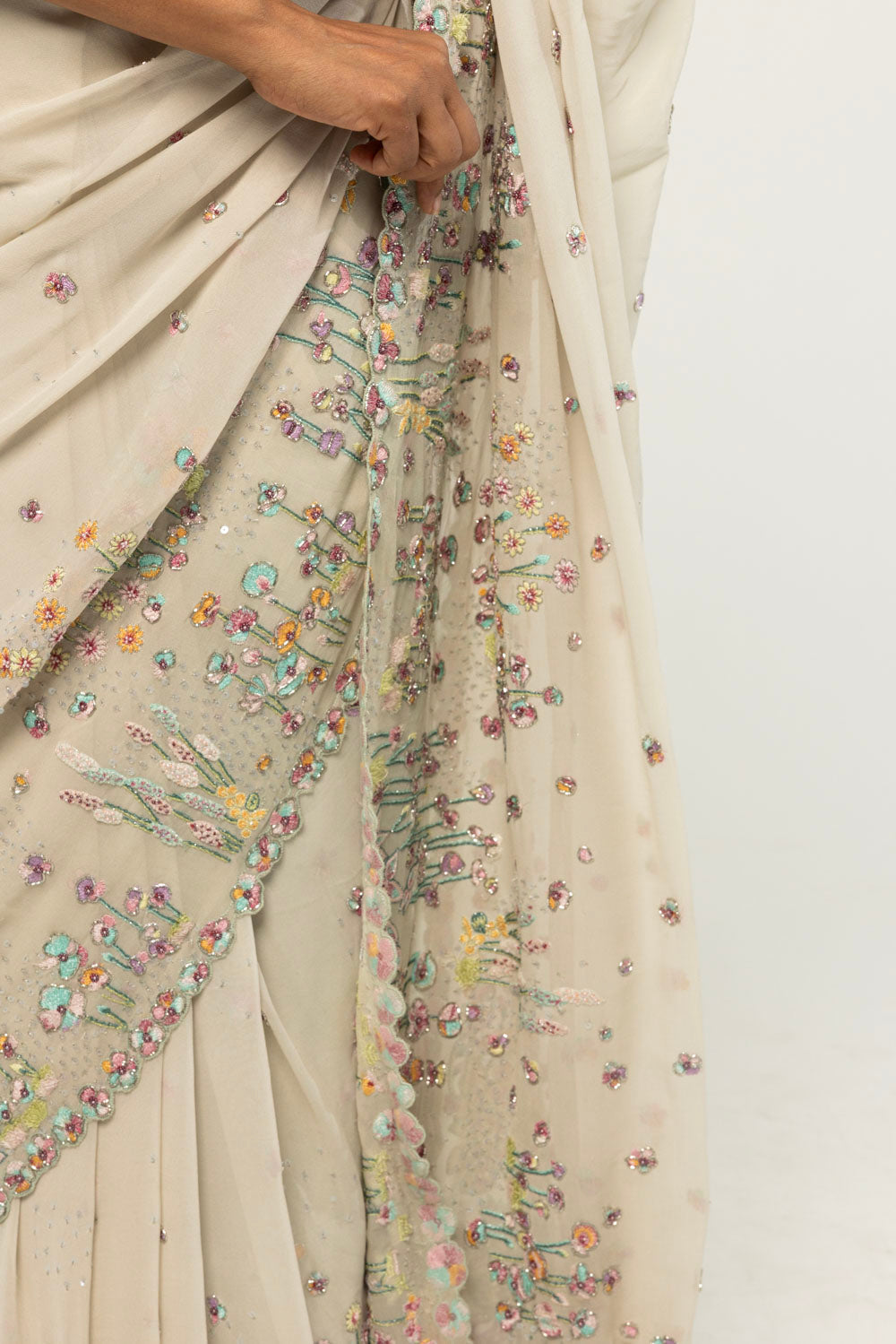 Verdure Hand-Embroidered Saree Set in Mint
