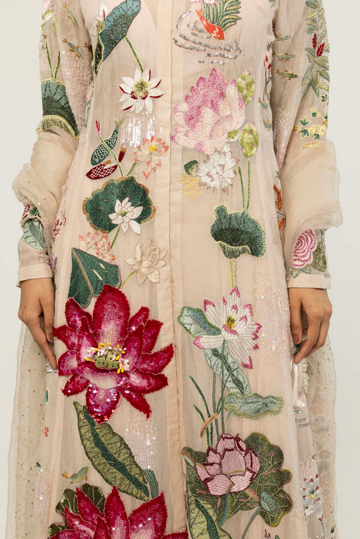 Padma Hand-Embroidered Kurta Set in Pale Pink