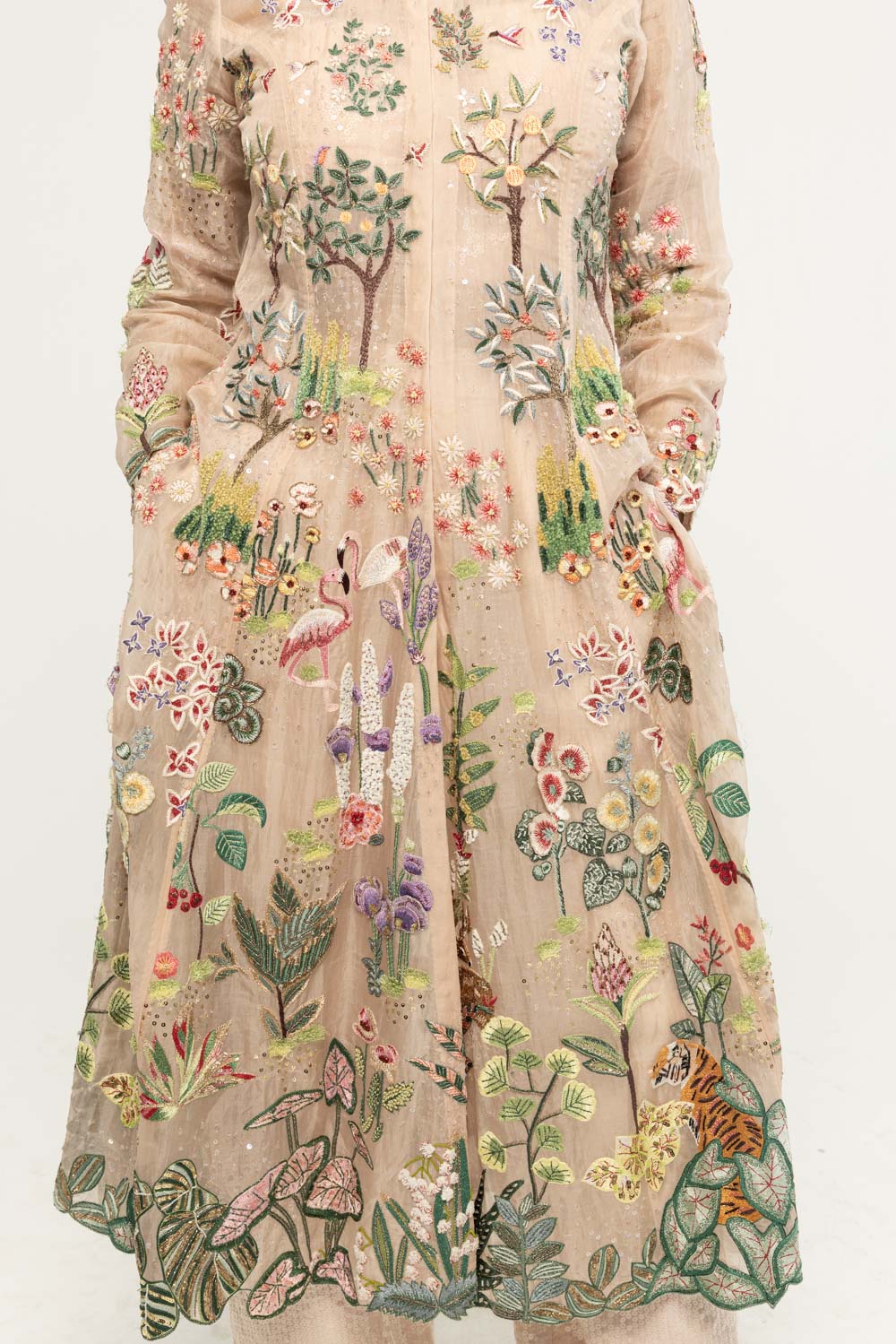 Verdure Hand-Embroidered Kurta Set in Pastel Peach
