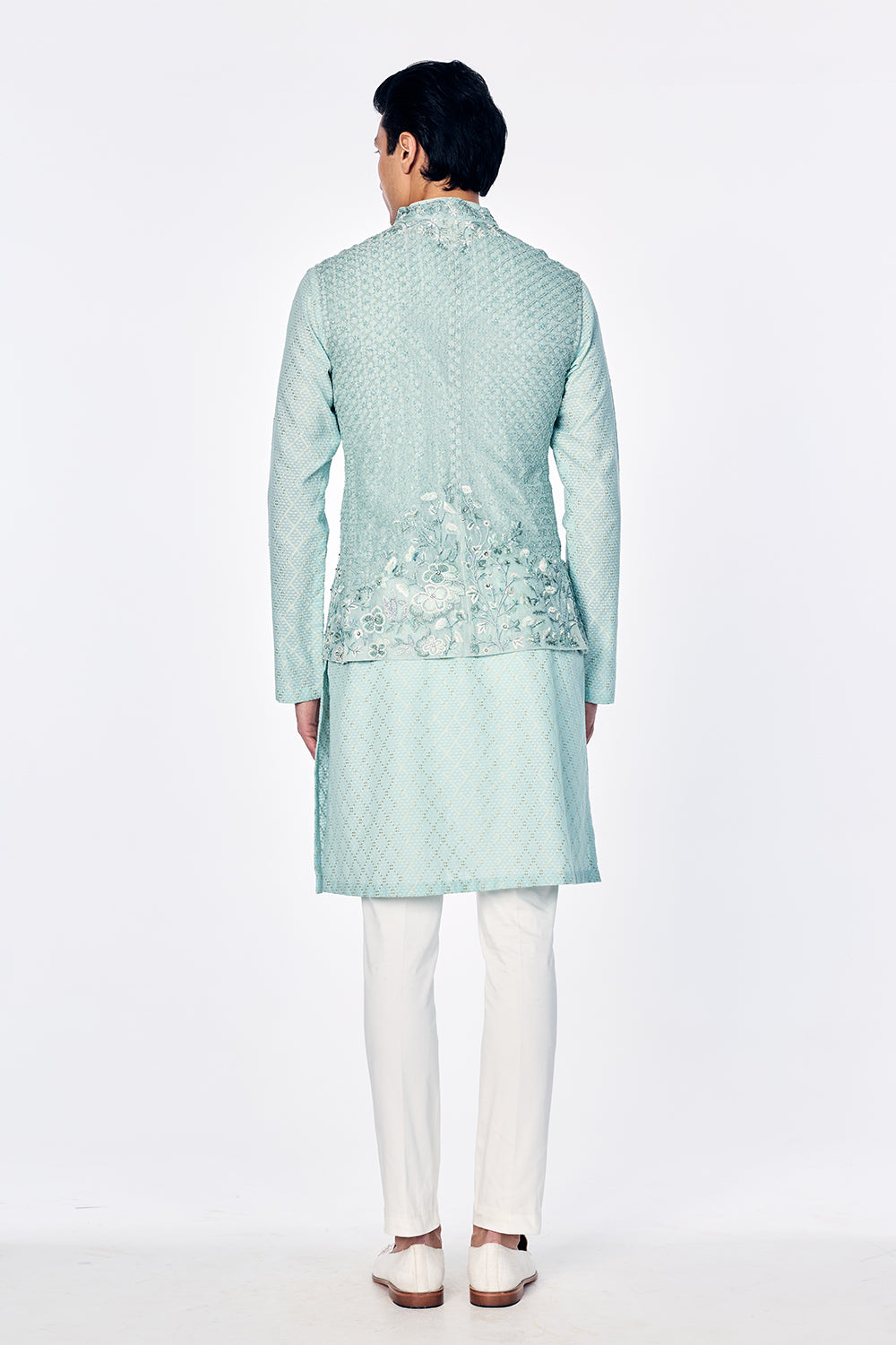 Zenith Silk Organza Bandi With Floral Embroidery And Sequin Highlights In Mint