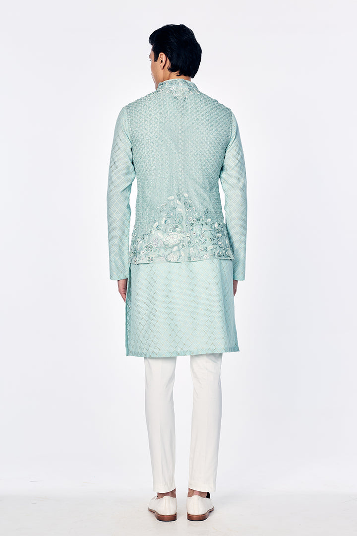 Zenith Silk Organza Bandi With Floral Embroidery And Sequin Highlights In Mint