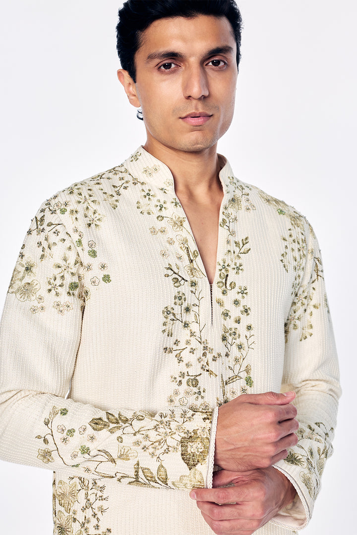 Florence Raw Silk Short Kurta With Tonal Botanical Vine Embroidery In Ivory