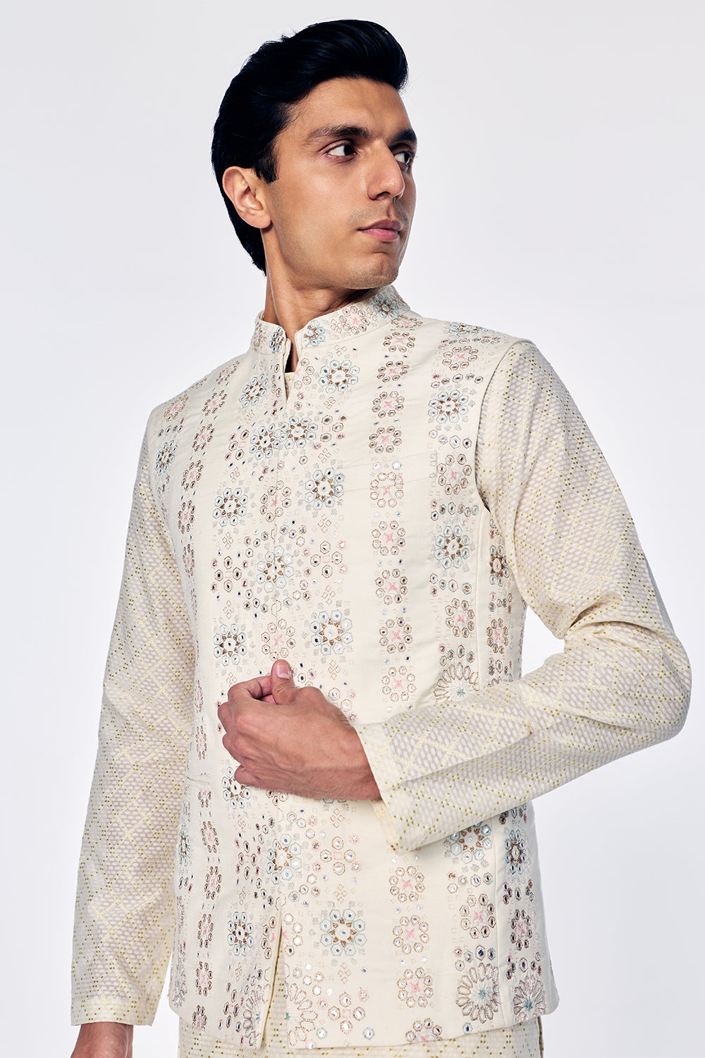 Bandi With Geometric Threadwork In Ivory