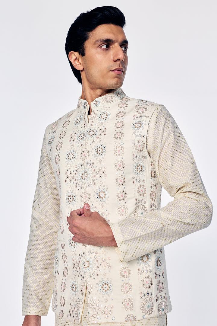 Bandi With Geometric Threadwork In Ivory