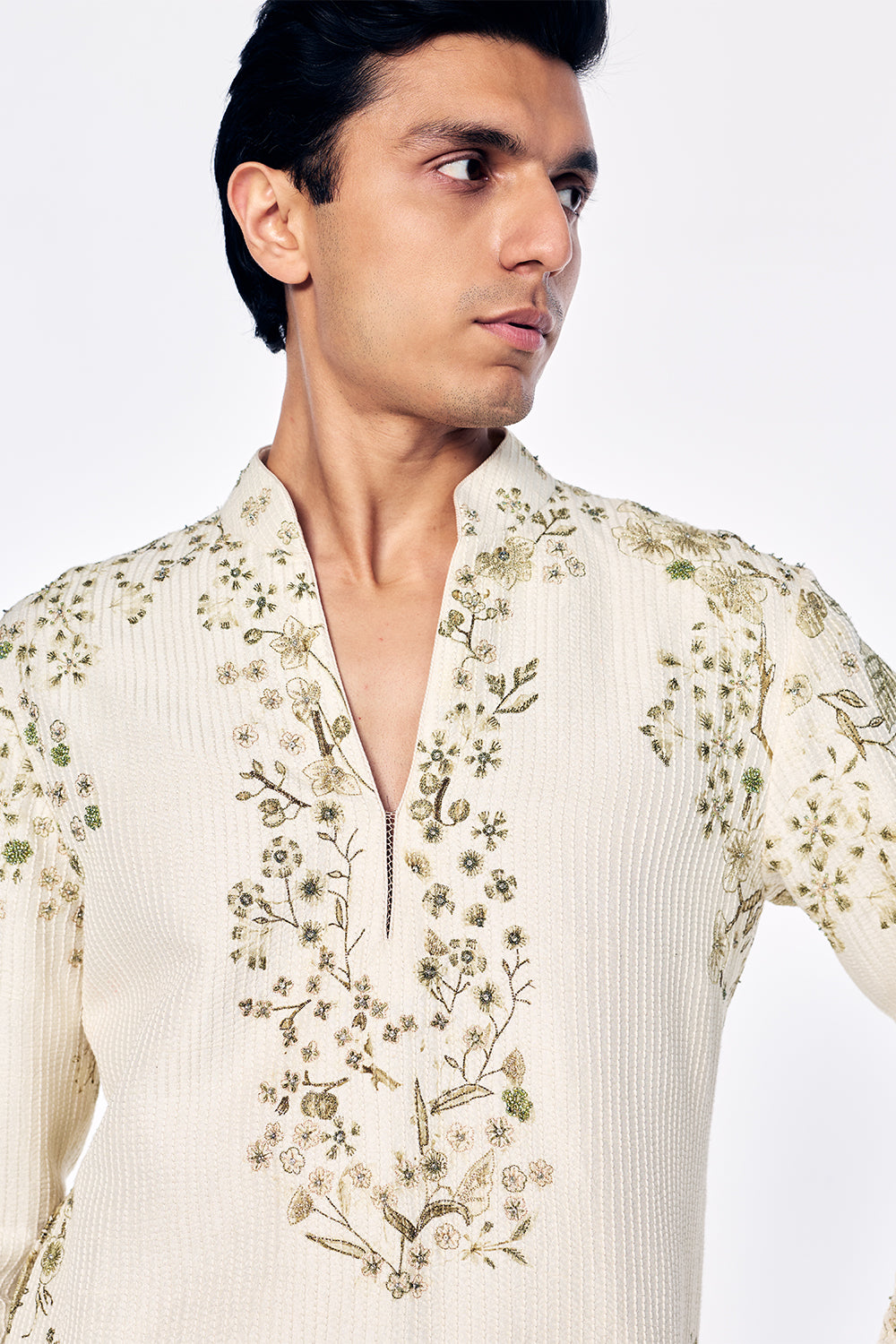 Florence Raw Silk Short Kurta With Tonal Botanical Vine Embroidery In Ivory