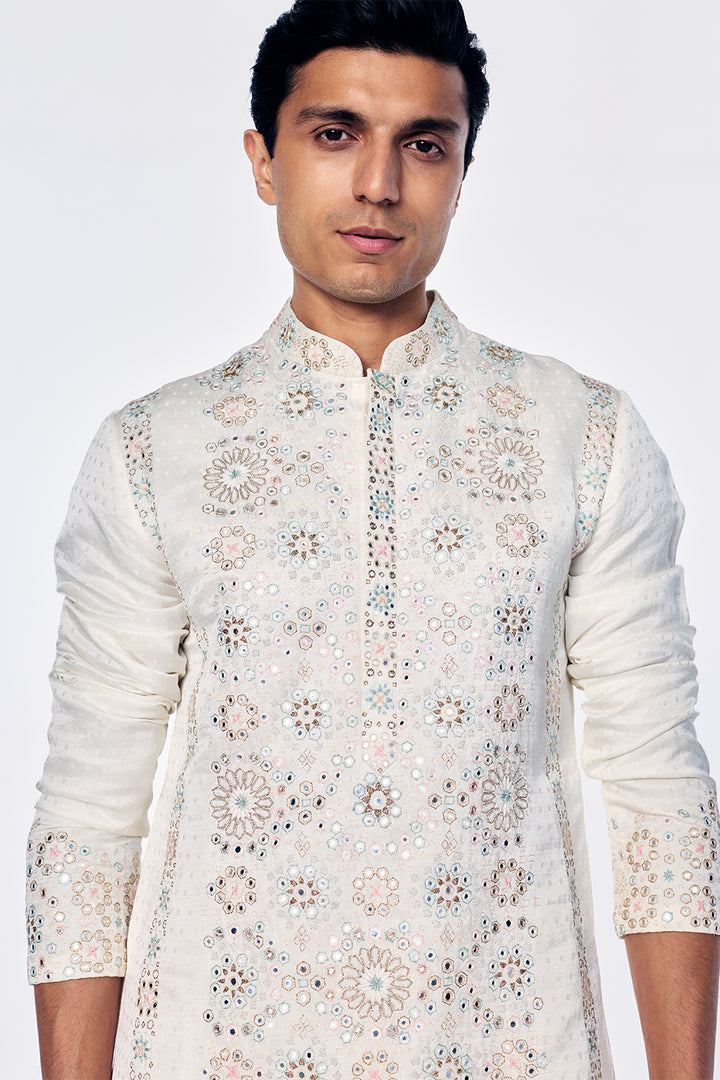 Silk Kurta With Geometric Threadwork In Ivory