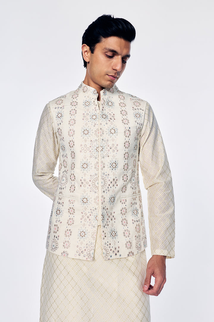 Bandi With Geometric Threadwork In Ivory