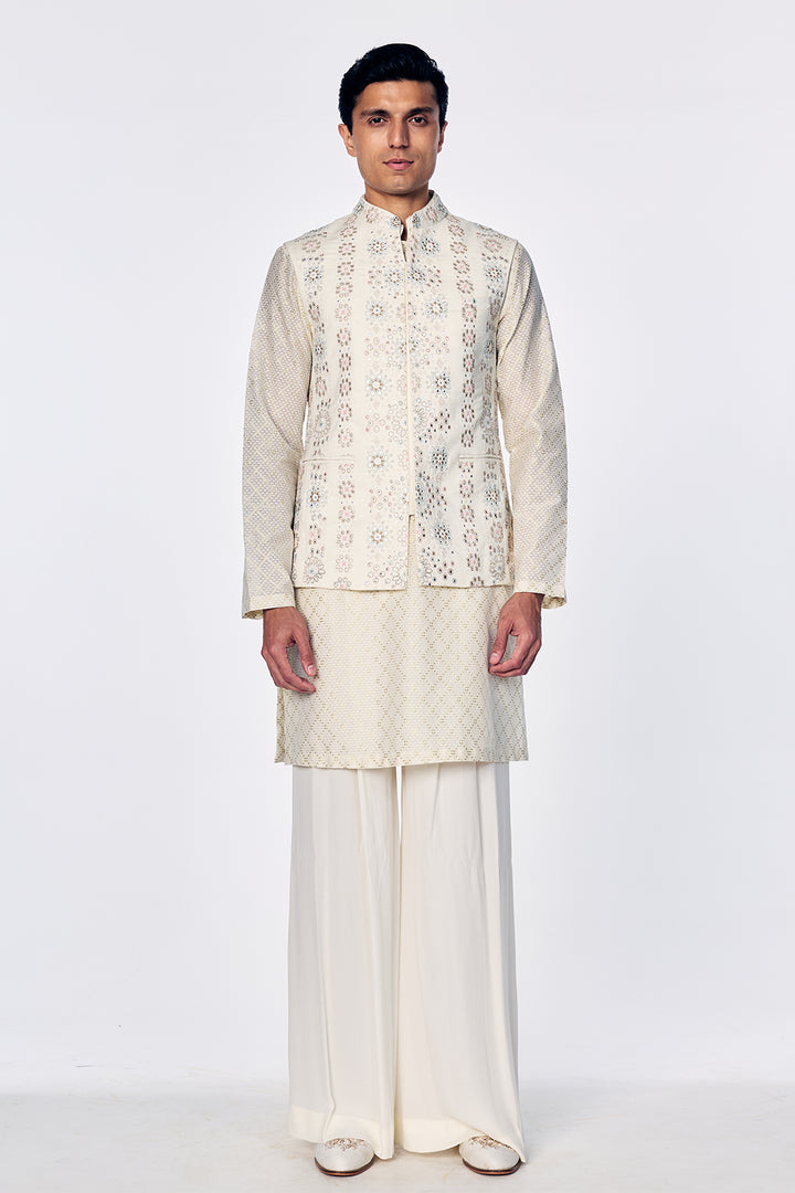 Bandi With Geometric Threadwork In Ivory