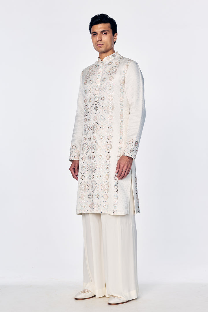 Silk Kurta With Geometric Threadwork In Ivory