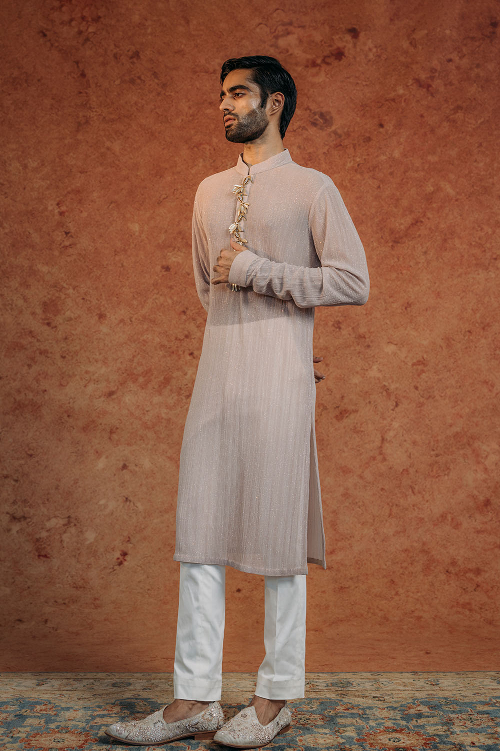 Toucan Bird Hand-Embroidered Kurta in Turqoise