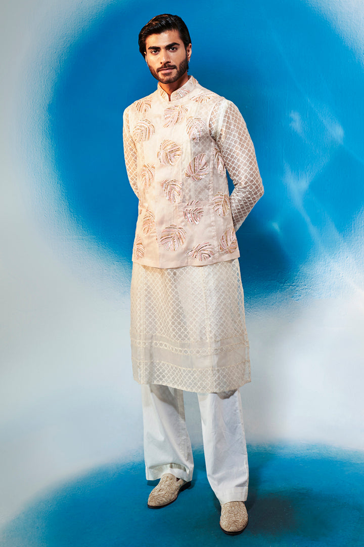 Calethea Hand-Sequinned Bandi in Rose Water Pink